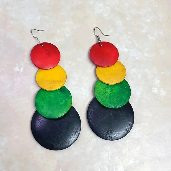 Vintage colorful handcrafted wooden earrings - Picture 10 of 14